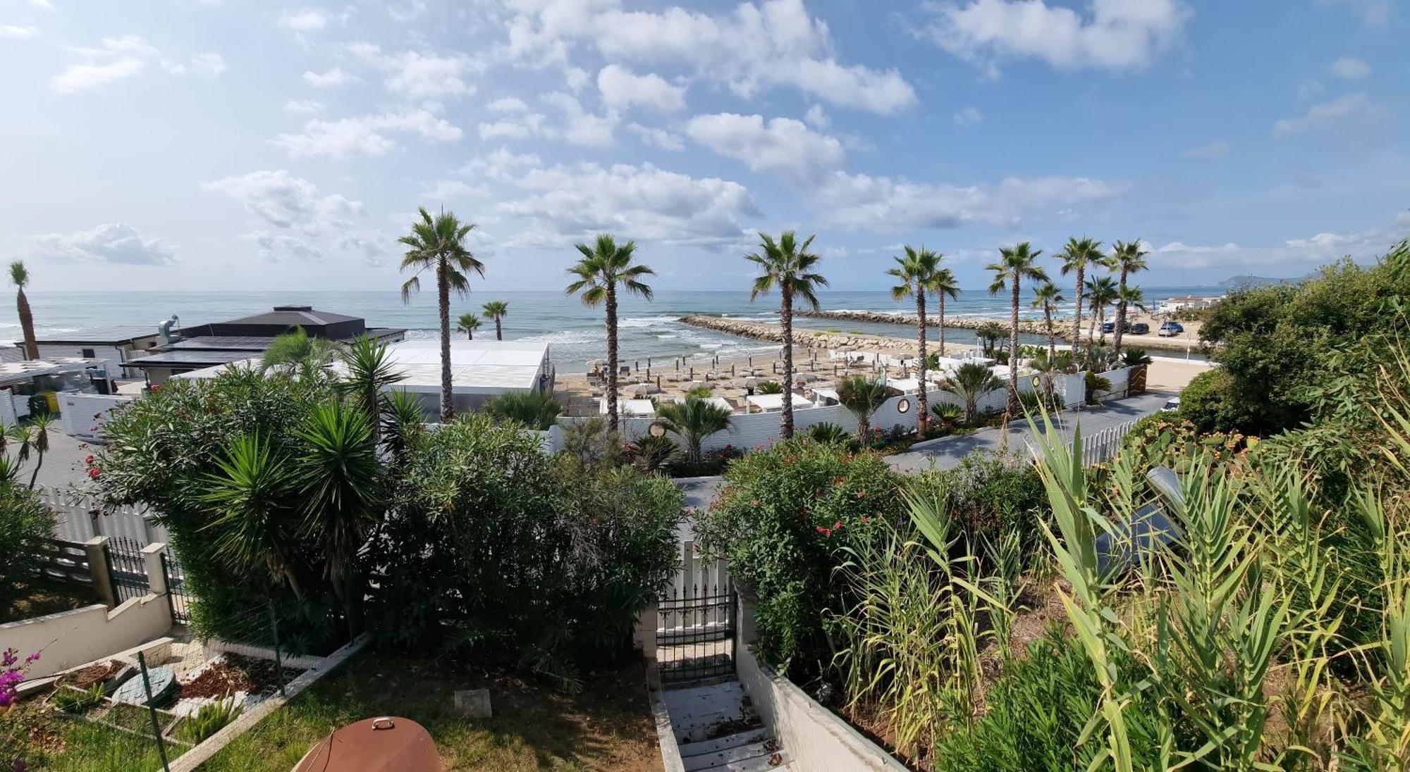 La Villa Fronte Spiaggia Bandiera Blu Sperlonga Exteriér fotografie