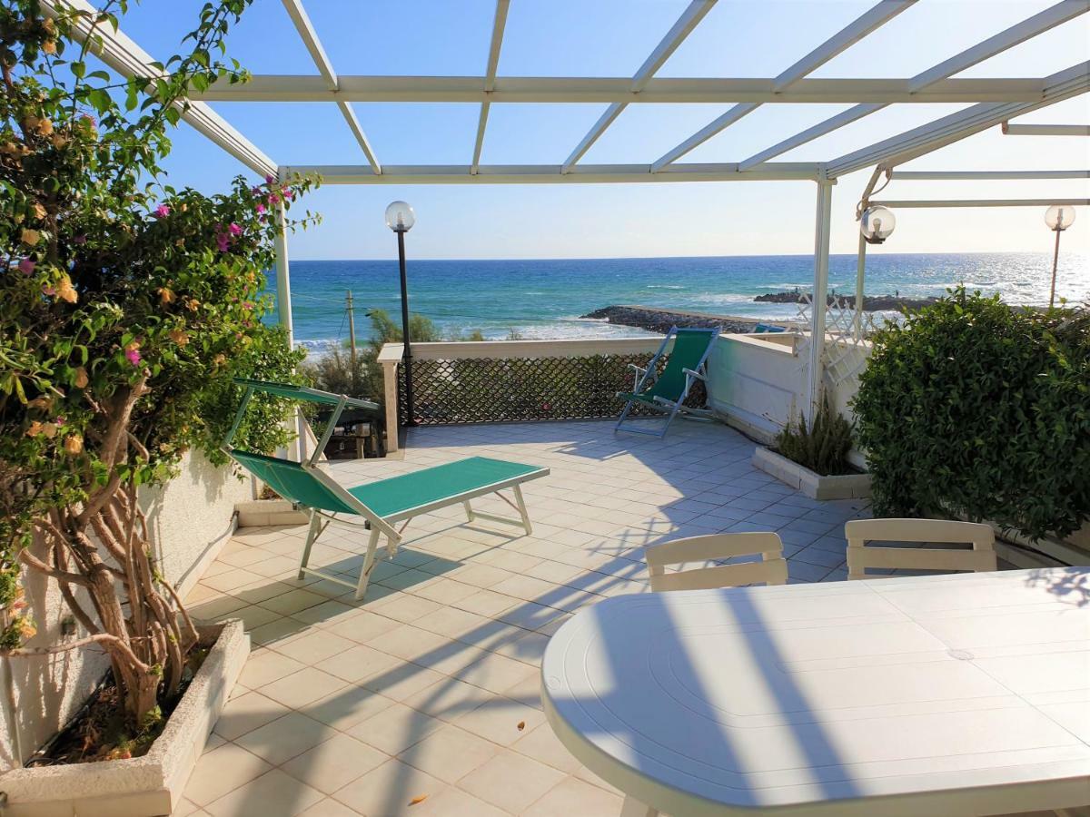 La Villa Fronte Spiaggia Bandiera Blu Sperlonga Exteriér fotografie